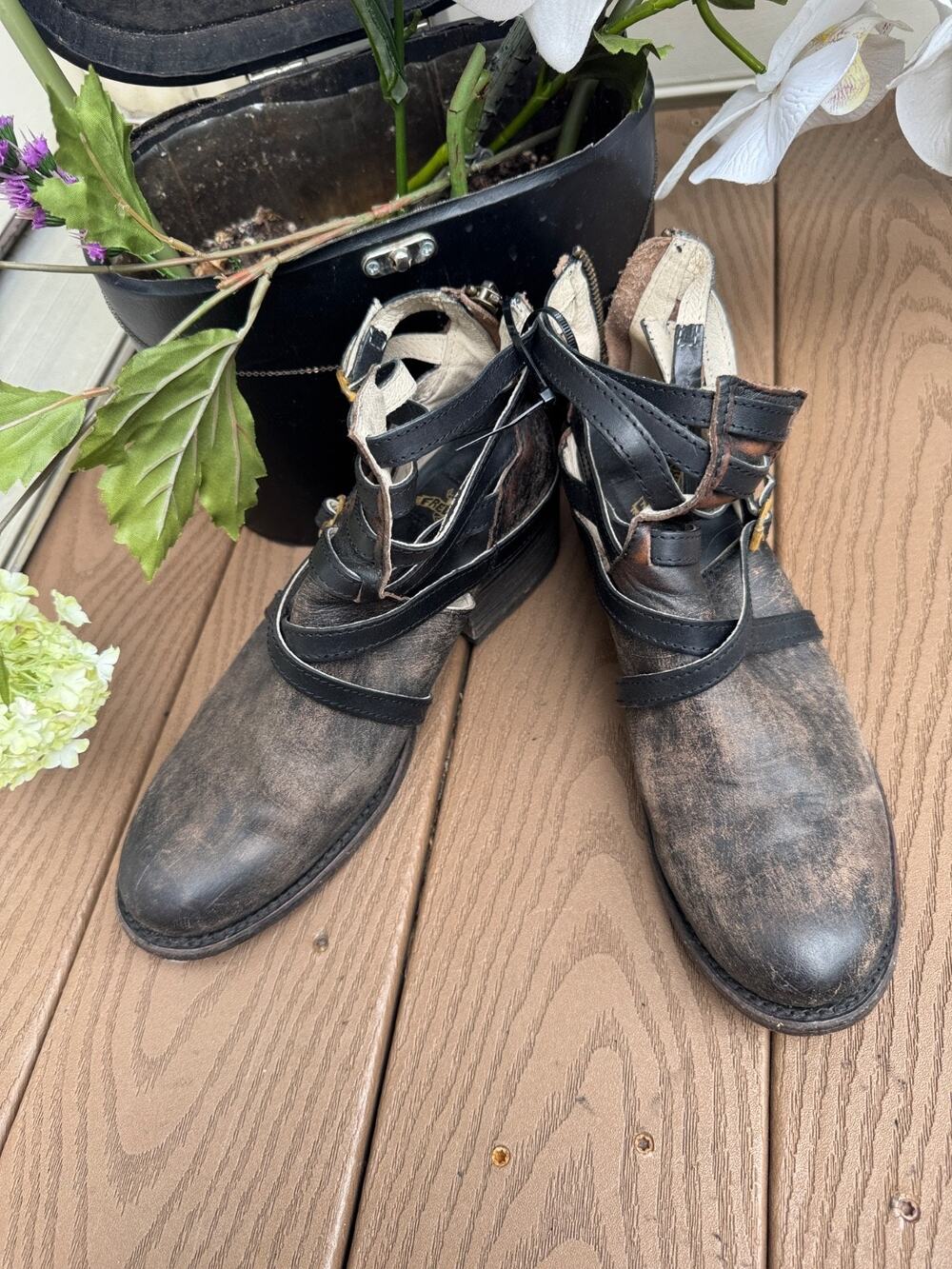 FREEBIRD Stair Bootie US Size 7 M Brown Distressed Leather (1400